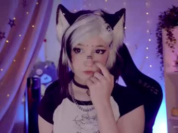 vronnier webcam chaturbate model stream image