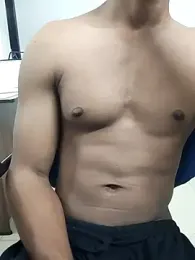 Keralaboyeee webcam stripchat model stream image