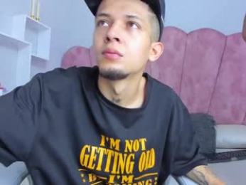 kendalltaylorr webcam model stream image