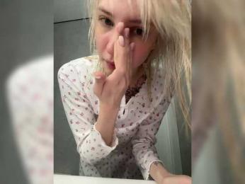 Cristi-Candy webcam bongacams model stream image