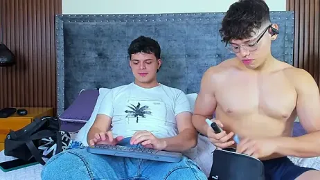 Jhoumod_21 webcam model stream image