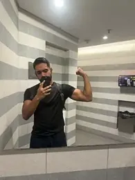 Leon__Hart_ webcam model stream image