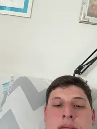 unlocked28 webcam model stream image