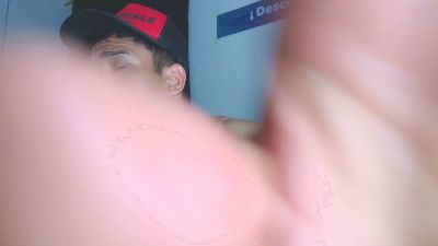 Skartoliver webcam model stream image