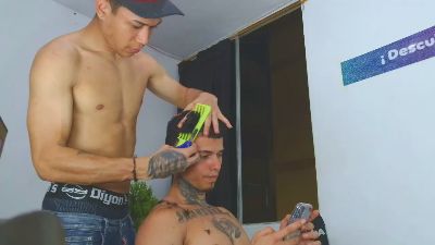 Skartoliver webcam model stream image