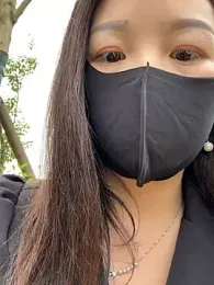 SSSniang- webcam model stream image