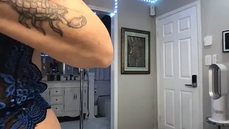 curvyfunlover webcam stripchat model stream image