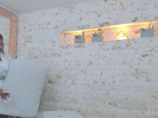 penelope-russo webcam model stream image