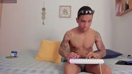 its_me_miley webcam stripchat model stream image