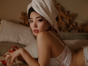 MariaKanam webcam model stream image