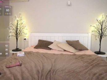 NikkiGold webcam model stream image