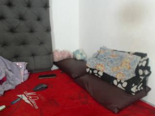 Asasha Love webcam model stream image