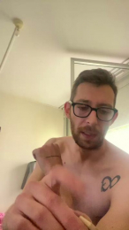 Neuch63fr webcam model stream image