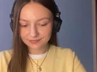 Emilie Helmuth webcam model stream image
