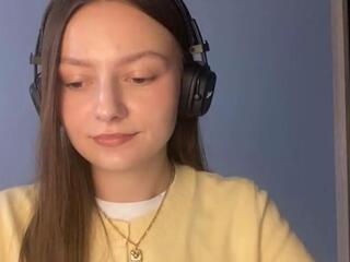 Emilie Helmuth webcam model stream image