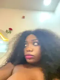 Sweetbootty webcam model stream image