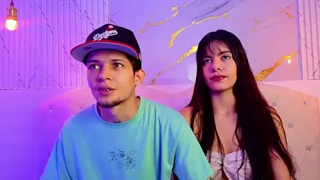 CharlotteandTaylorr webcam model stream image