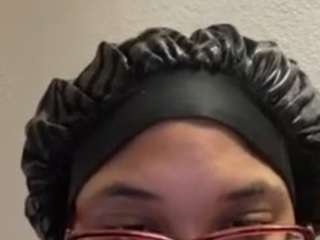 thickshyt webcam model stream image