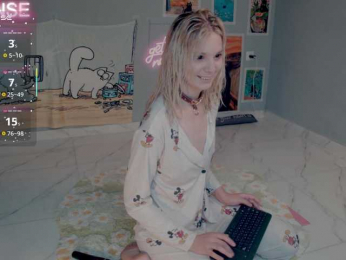 wo_voz webcam bongacams model stream image