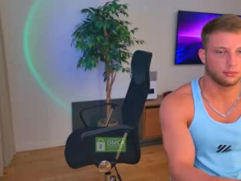 team2fit webcam model stream image