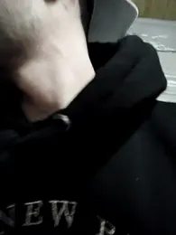 Demian24_ webcam model stream image