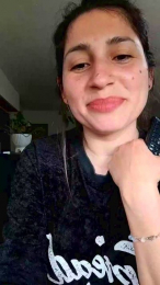 LolatuMiel webcam model stream image