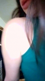 LolatuMiel webcam model stream image