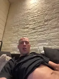 Rotteei1 webcam model stream image