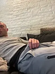 Rotteei1 webcam model stream image