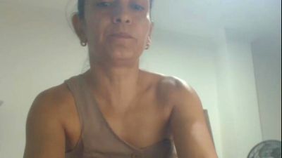 GOLDENBOOTY webcam model stream image