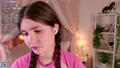 LeraKit webcam stripchat model stream image