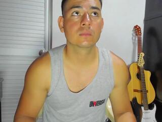 Lenoard Dupont webcam model stream image