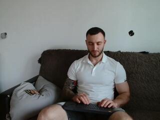 Arti Hard webcam model stream image