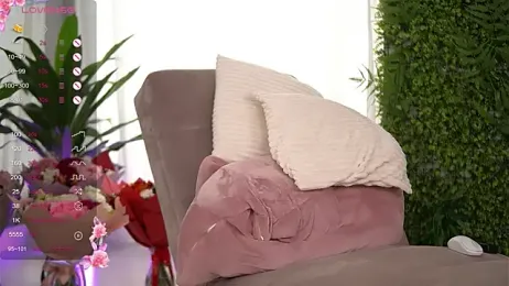 FreyaHeart webcam model stream image