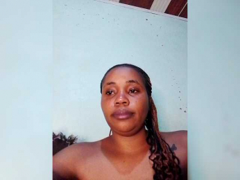 charlyne webcam model stream image