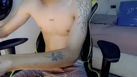 Kris_cuervo webcam model stream image