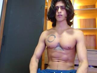 Noah Kooper webcam model stream image