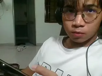 kave2033 webcam model stream image