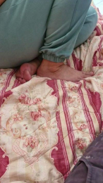 Monella52 webcam cam4 model stream image