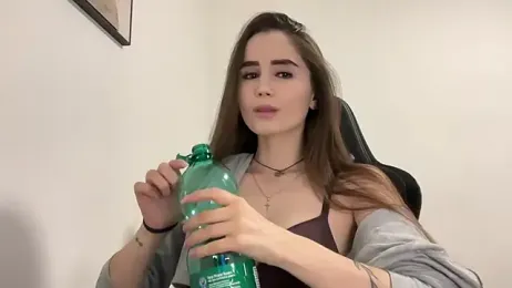 s_meow webcam model stream image
