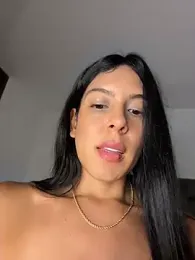 kamivolkano webcam stripchat model stream image