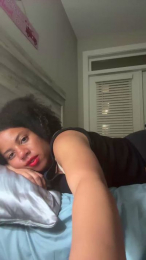 Gysellaa webcam model stream image