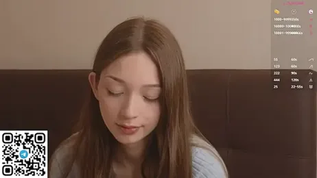 RemiFlover webcam model stream image