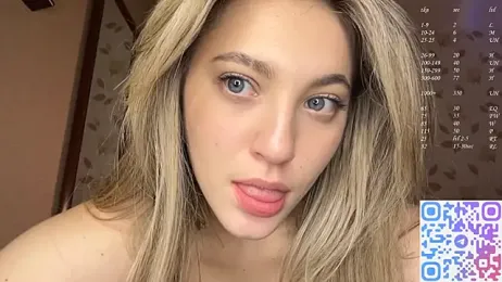 OrethaEredia webcam model stream image