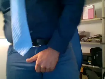 66MA69 webcam model stream image