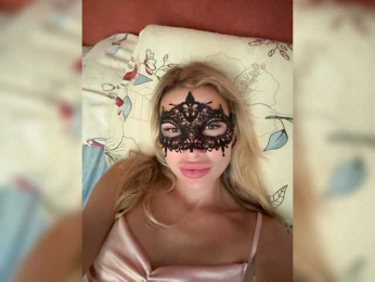 LiyaSilvers webcam bongacams model stream image