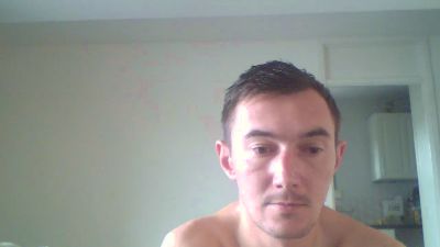 robert9995 webcam model stream image