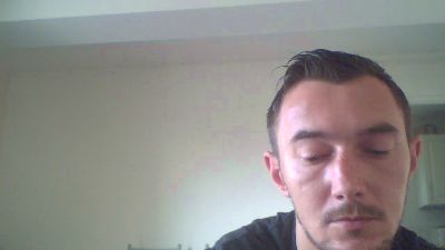 robert9995 webcam model stream image
