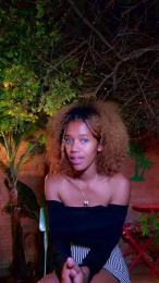 MoanaFrenchy webcam model stream image