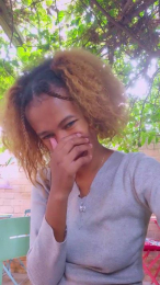 MoanaFrenchy webcam cam4 model stream image